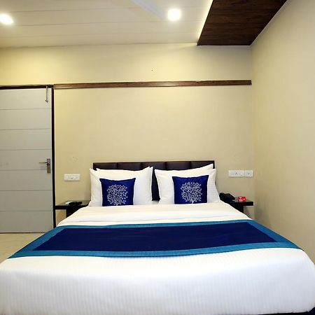 Hotel 7 Chandīgarh Εξωτερικό φωτογραφία