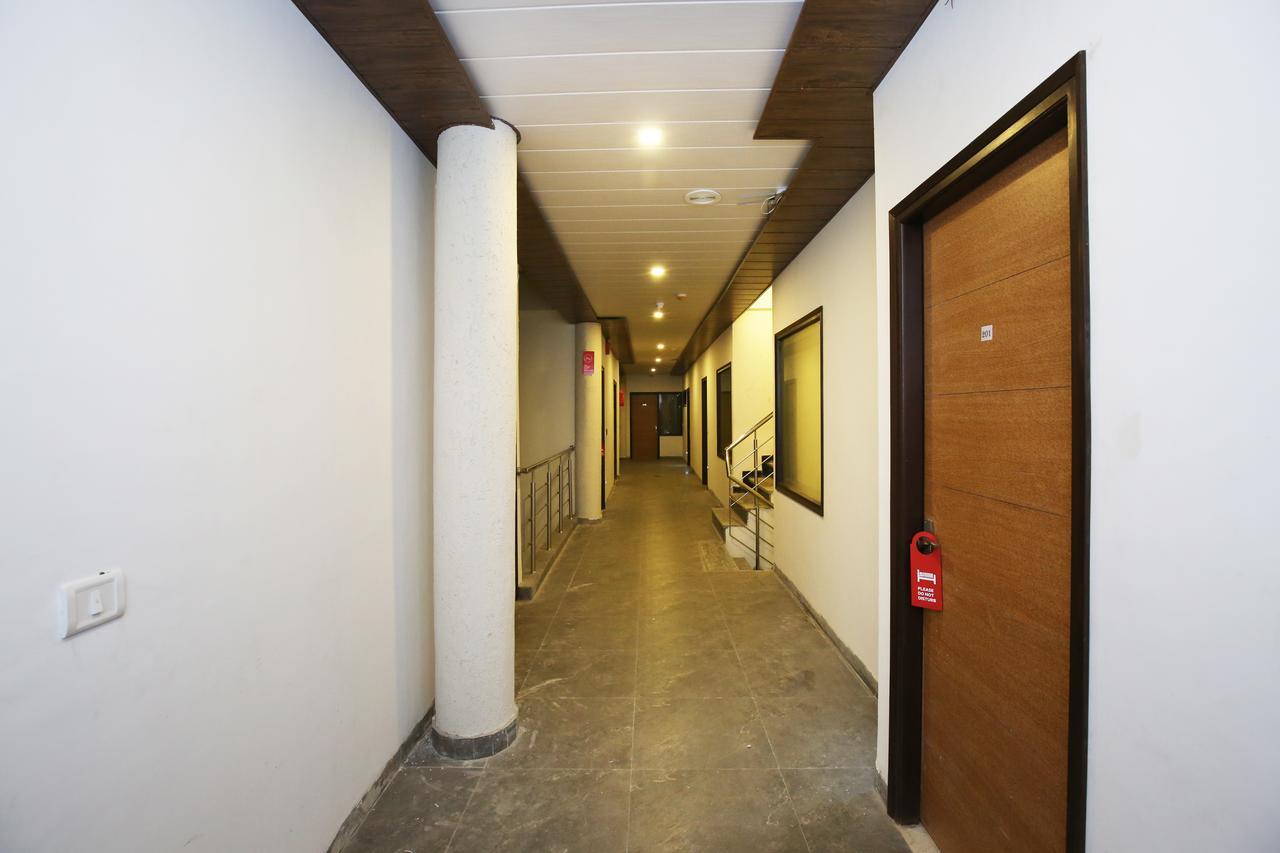 Hotel 7 Chandīgarh Εξωτερικό φωτογραφία