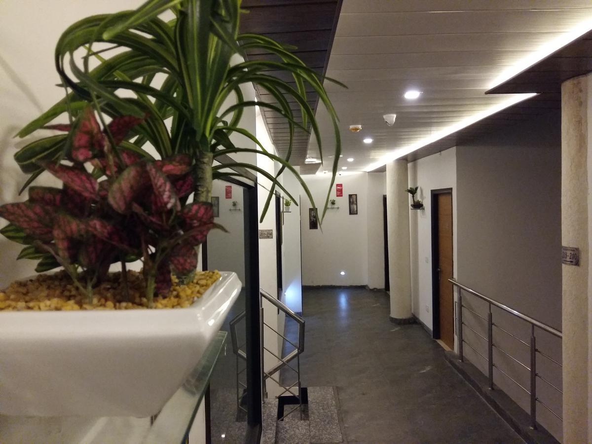 Hotel 7 Chandīgarh Εξωτερικό φωτογραφία
